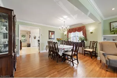 99 Lynwood Rd, Verona, NJ 07044 - Photo 7