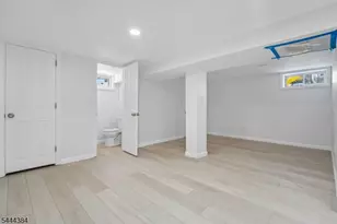 877 Park Ave, Elizabeth, NJ 07208 - Photo 43