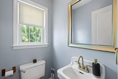 332 Newark Ave, Union Township, NJ 07083 - Photo 9