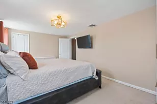 332 Newark Ave, Union Township, NJ 07083 - Photo 11