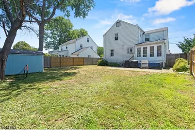 332 Newark Ave, Union Township, NJ 07083 - Photo 17