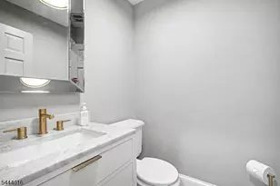 30 E Fairchild Pl, Hanover Township, NJ 07981 - Photo 15