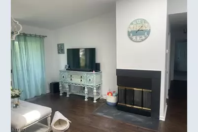 237 Robertson Way, Lincoln Park, NJ 07035 - Photo 3