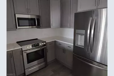 1 Carriage City Plz #1213, Rahway, NJ 07065 - Photo 5