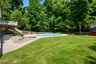 35 Deerfield Dr, Hardyston Township, NJ 07416 - Photo 21