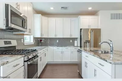 10 Colgate Dr, Morris Township, NJ 07960 - Photo 5