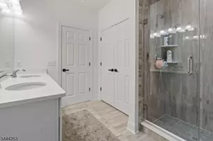 109 Sequoia Dr, Cedar Grove Twp., NJ 07009 - Photo 23