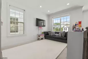 109 Sequoia Dr, Cedar Grove Twp., NJ 07009 - Photo 33