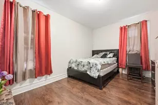 74 Smith St, Newark, NJ 07106 - Photo 31