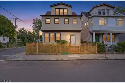 74 Smith St, Newark, NJ 07106 - Photo 43