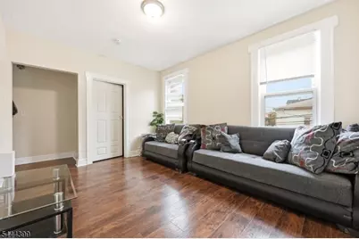 74 Smith St, Newark, NJ 07106 - Photo 25