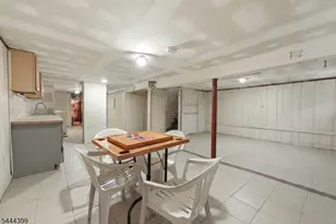 74 Smith St, Newark, NJ 07106 - Photo 17