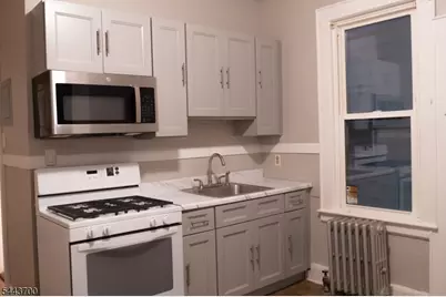 108 Berkshire Pl, Irvington, NJ 07111 - Photo 3