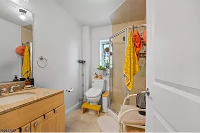 70 S Munn Ave #401, East Orange, NJ 07018 - Photo 7