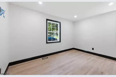 10 Hilsinger Rd, Parsippany, NJ 07878 - Photo 25