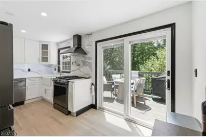 10 Hilsinger Rd, Parsippany, NJ 07878 - Photo 15