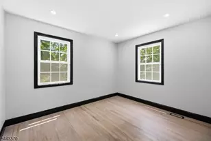 10 Hilsinger Rd, Parsippany, NJ 07878 - Photo 23