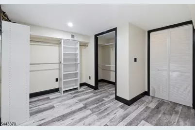 10 Hilsinger Rd, Parsippany, NJ 07878 - Photo 35