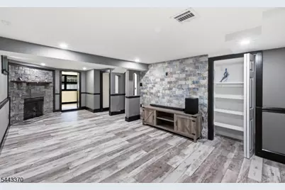 10 Hilsinger Rd, Parsippany, NJ 07878 - Photo 37