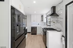 10 Hilsinger Rd, Parsippany, NJ 07878 - Photo 17