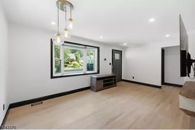 10 Hilsinger Rd, Parsippany, NJ 07878 - Photo 13
