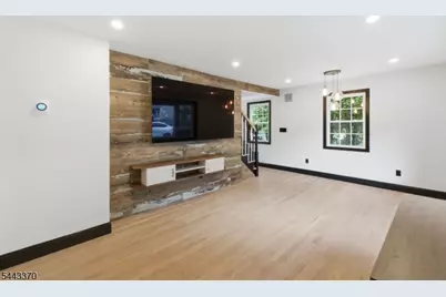 10 Hilsinger Rd, Parsippany, NJ 07878 - Photo 11