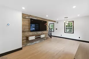10 Hilsinger Rd, Parsippany, NJ 07878 - Photo 11