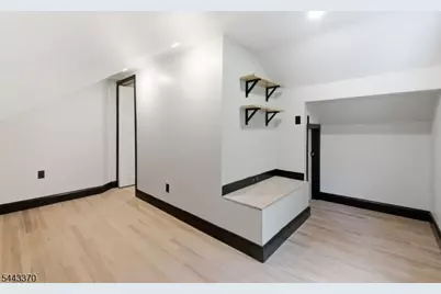 10 Hilsinger Rd, Parsippany, NJ 07878 - Photo 33