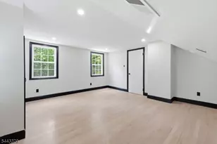 10 Hilsinger Rd, Parsippany, NJ 07878 - Photo 31