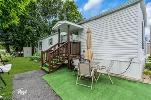 1 White Birch Park, Hampton Boro, NJ 08827 - Photo 3
