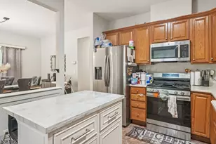 209 Raymound Blvd, Parsippany, NJ 07054 - Photo 9