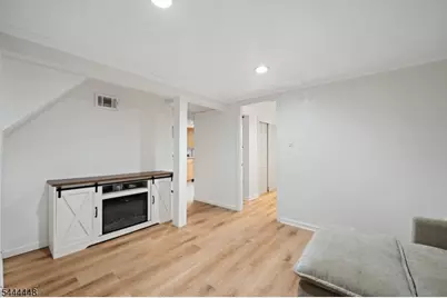 101 John St, Clifton, NJ 07013 - Photo 17