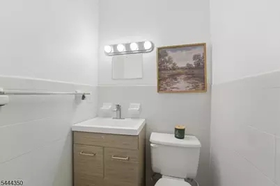 1906 Paterson Plank Rd #3D, North Bergen, NJ 07047 - Photo 13