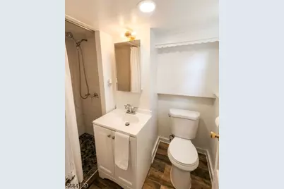 19 Cloverhill Pl, Montclair, NJ 07042 - Photo 5