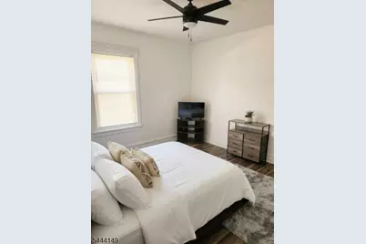 19 Cloverhill Pl, Montclair, NJ 07042 - Photo 11