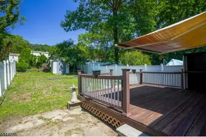 15 Van Wagoner Ave, Clifton, NJ 07013 - Photo 11