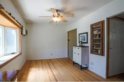 15 Van Wagoner Ave, Clifton, NJ 07013 - Photo 5