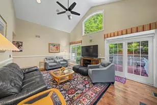79 MacKenzie Ln S, Denville Twp., NJ 07834 - Photo 15