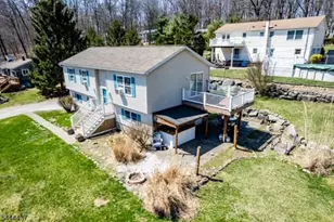 106 Starlight Rd, West Milford, NJ 07480 - Photo 5