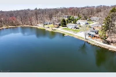 106 Starlight Rd, West Milford Twp., NJ 07480 - Photo 29