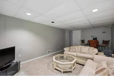 203 Dorchester St, Hanover Township, NJ 07981 - Photo 17