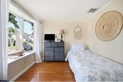 120 E Johnson Ave, Bergenfield, NJ 07621 - Photo 15