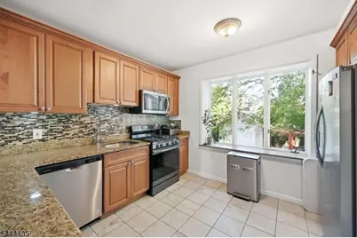 120 E Johnson Ave, Bergenfield, NJ 07621 - Photo 13