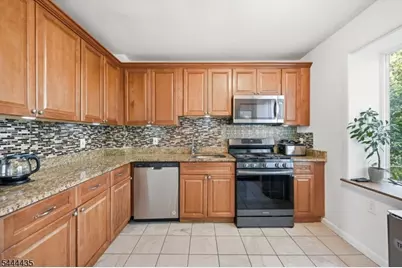 120 E Johnson Ave, Bergenfield, NJ 07621 - Photo 9