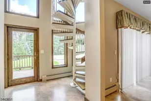 88 Van Blarcom Ln, Wyckoff Township, NJ 07481 - Photo 15
