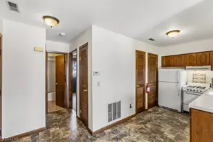 2 Squaw Valley Ct, Vernon, NJ 07462 - Photo 3