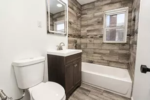 88 Manchester Pl, Newark, NJ 07104 - Photo 17
