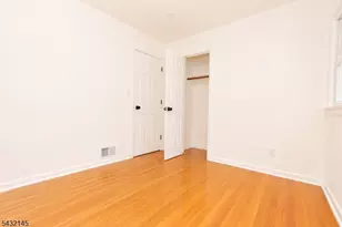 88 Manchester Pl, Newark, NJ 07104 - Photo 21
