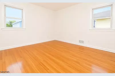 88 Manchester Pl, Newark, NJ 07104 - Photo 19