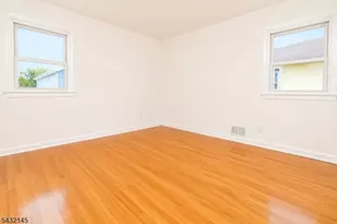 88 Manchester Pl, Newark, NJ 07104 - Photo 19